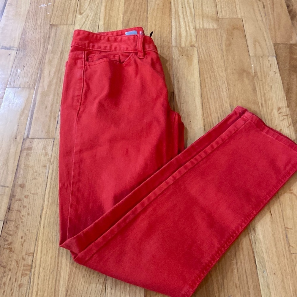 Women’s Mossimo jeans. Red. Size 2